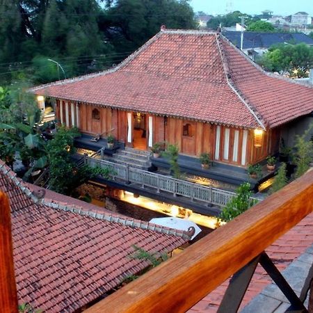 Omah Sinten Heritage Hotel & Resto Surakarta  Экстерьер фото